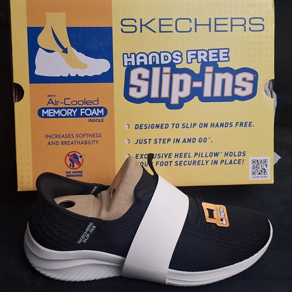 Skechers Ultra Flex 3.0 Slip-Ins Black with White sole Sneakers